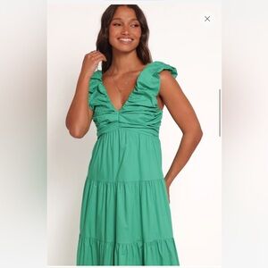 Petal & Pup Vibrant Green Maxi Dress